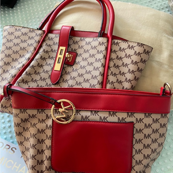 MICHAEL KORS 3 piece bag - Picture 10 of 17